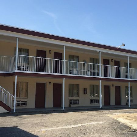 Fort Eustis Inn Newport News Extérieur photo